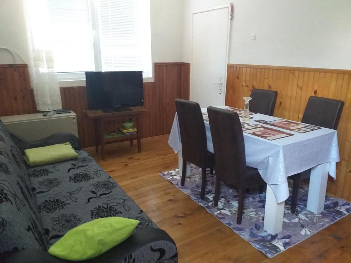 Vikendica Iva Villa Perucac Exteriör bild