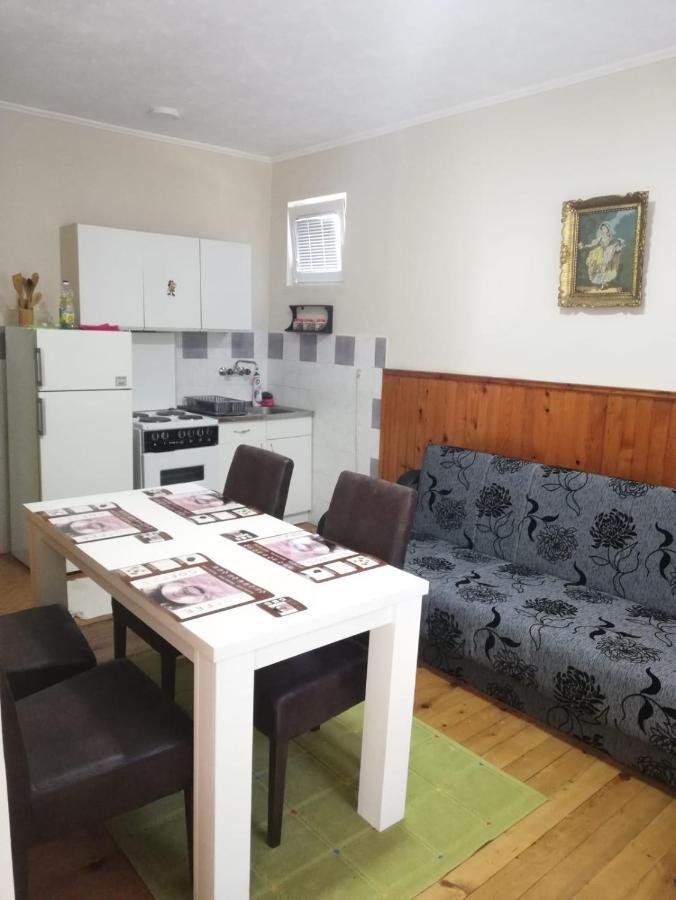Vikendica Iva Villa Perucac Exteriör bild